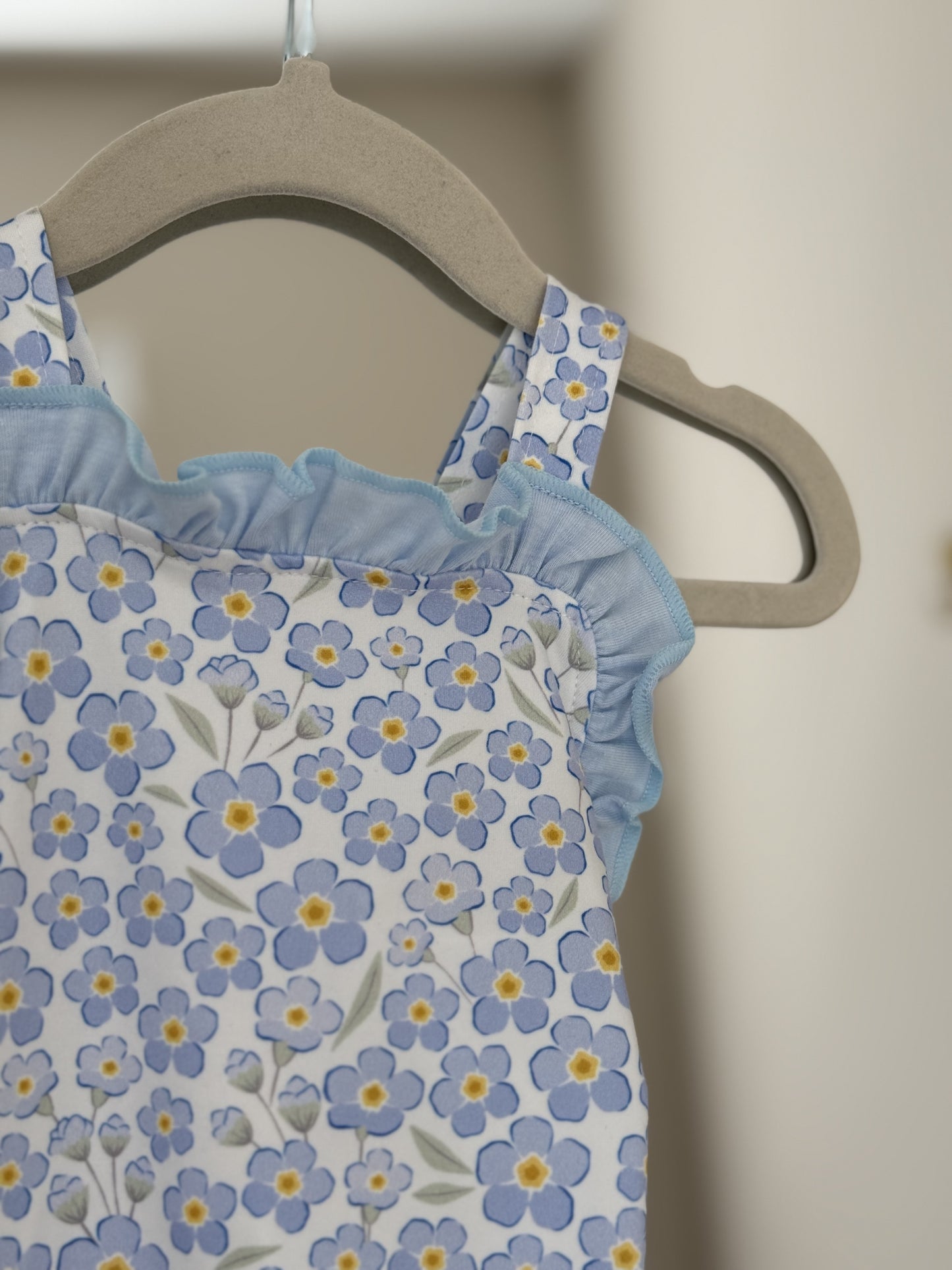 Timeless Floral Bow Back Bubble