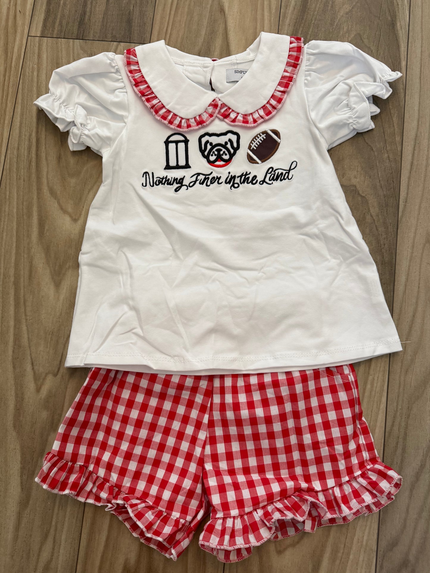 Nothing Finer in the Land girl short set